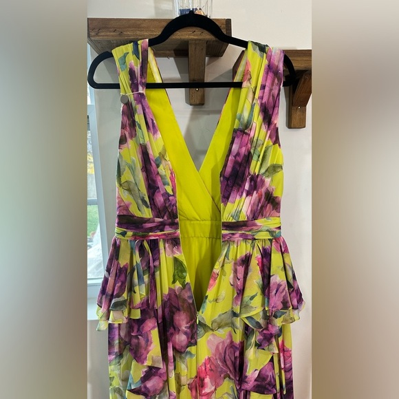 NWT Badgley Mischka Floral Ruffle V Neck Gown Purple Yellow Green 8 - Picture 7 of 16